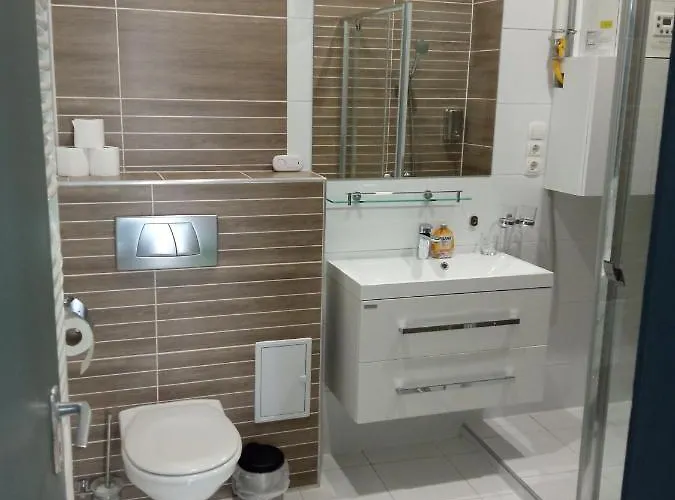 Cherry Ii Apartamento Eger